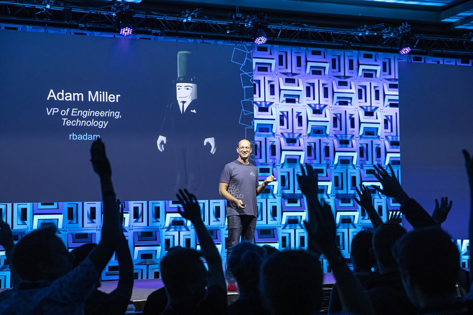 Minecraft and Roblox Took Center Stage at VidCon Creator Conference